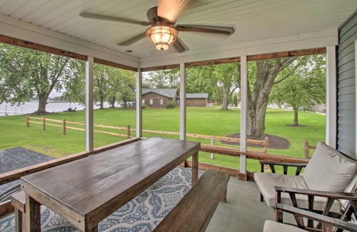 Cecil Casa | Bright Shawano Lake Oasis - Walk to Boat Launch!