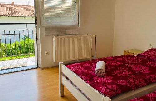 Ljubljana Apartamento | Bright Side Studios