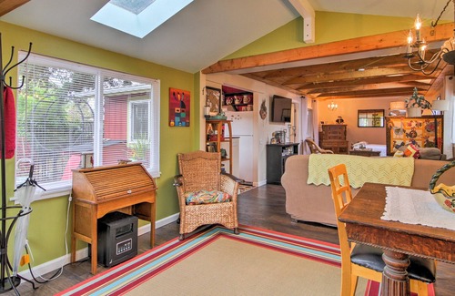 Snohomish Apartamento | Bright Snohomish Studio Steps to Centennial Trail!