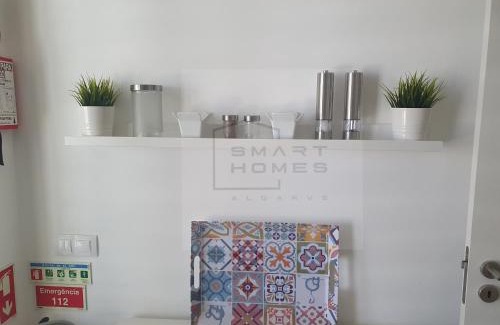 Telheiro Apartamento | Bright & Spacious 2 Bed Flat 2 Bath w Garage in Lagos Marina