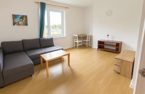 West Pilton Apartamento | Bright & Spacious 2 Bedroom Flat
