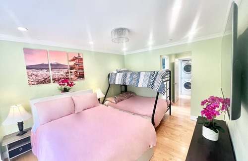 Inner Richmond Casa | Bright Spacious 2bd/2bath Apt in the Heart of SF!