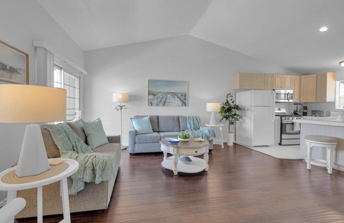 Hillcrest Condominio | Bright, Spacious 2BD/2BA in the Heart of Hillcrest