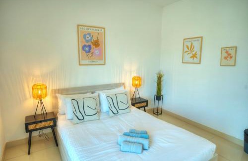 Gzira Apartamento | Bright & spacious 3 bedroom, shared garden JELL1-1