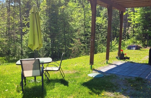 Val-des-Monts Apartamento | Bright, spacious, and private apartment