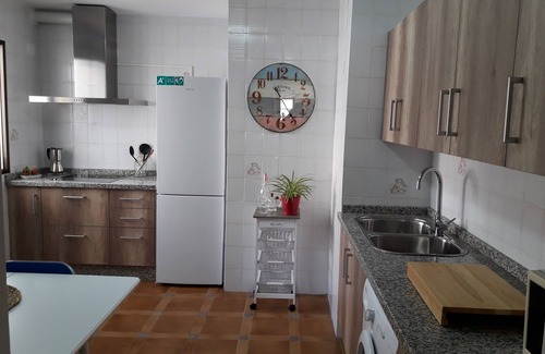 Centro histórico de Estepona Apartamento | Apartamento amplio luminoso cerca de la playa con garaje