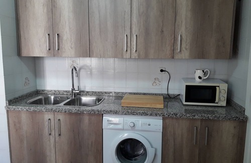 Centro histórico de Estepona Apartamento | Apartamento amplio luminoso cerca de la playa con garaje