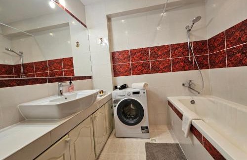 Chisinau Apartamento | Bright-Spacious Apartment New Building, Near Center, 3 Parks