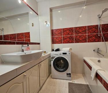 Chisinau Apartamento | Bright-Spacious Apartment New Building, Near Center, 3 Parks
