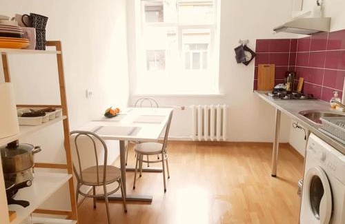 Brasa Apartamento | Bright spacious apartment with street parking