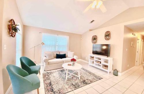 Tallahassee Casa | Bright & Spacious Getaway in Lovely NE Tallahassee