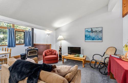 Bear Valley Apartamento | Bright, Spacious Studio! - Creekside #119