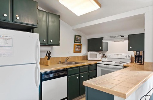 Bear Valley Apartamento | Bright, Spacious Studio! - Creekside #119