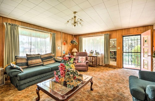Springer Casa | Bright Springer House with Hammock and Orchard Views!