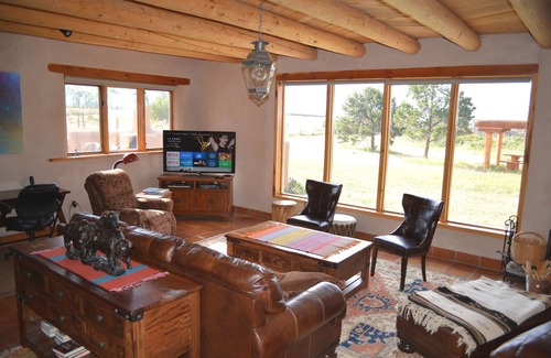 Taos Casa | Bright Star Casa en Arroyo Seco a medio camino entre Taos Plaza y Taos Ski Valley