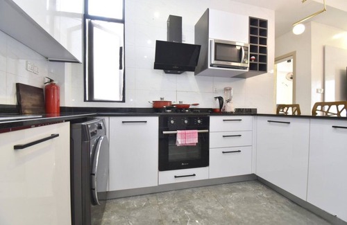 Remera Apartamento | Bright Stay
