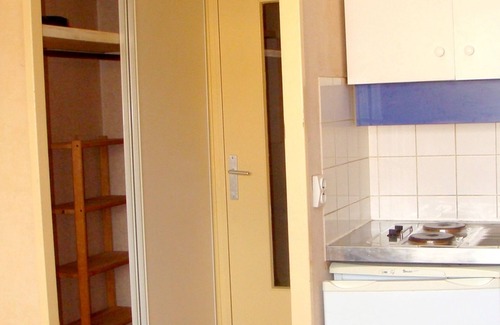 Sud Loire Apartamento | ESTUDIO BRILLANTE Orléans Residence asc + parking, hacia el hipódromo + 1 ° pt ya ofrecido