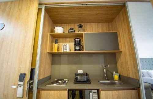 La Aguacatala Apartamento | Bright Studio Topfloor A/C, Poblado Coworking1412