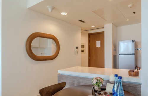 Al Raha Beach Apartamento | Bright Studio with Balcony, Pool & Gym – Near Yas Attractions
