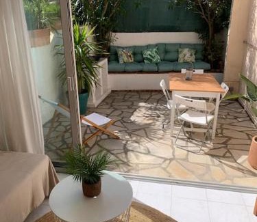 Saint-Aygulf Apartamento | Bright studio with small terrace