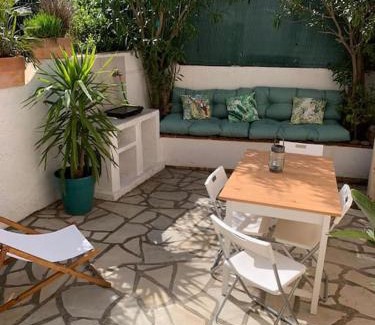 Saint-Aygulf Apartamento | Bright studio with small terrace