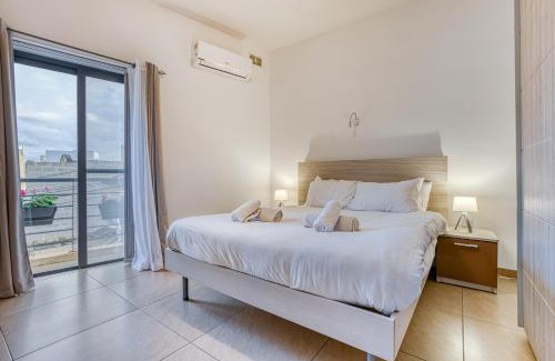 Kalkara Apartamento | Bright,stylish 2bedroom apartment in village centre