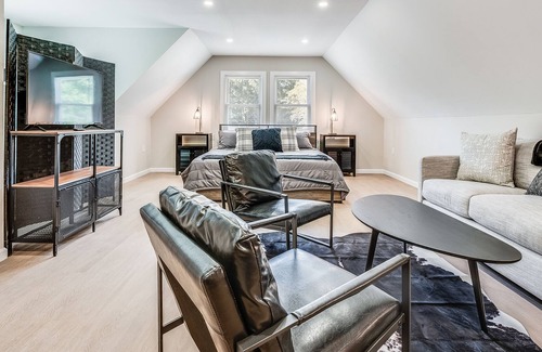 Port Wentworth Apartamento | Bright, stylish 2nd fl Studio