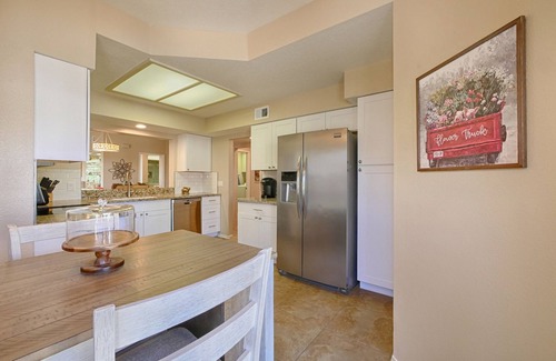 Palm Desert Condominio | Bright & Sunny Palm Desert Gem