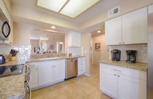 Palm Desert Condominio | Bright & Sunny Palm Desert Gem