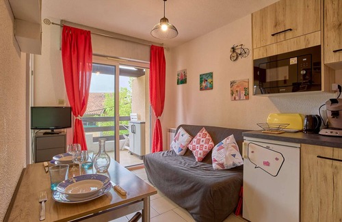Barbotan-les-Thermes Apartamento | Luminoso T1 bis para 2, terraza soleada, aparcamiento, wifi
