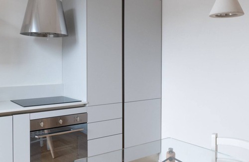 Simonetta Apartamento | Bright Two-Room Apartment with Terrace - Mirable PM