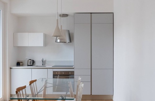 Simonetta Apartamento | Bright Two-Room Apartment with Terrace - Mirable PM