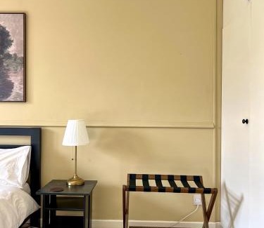 Higham Hill Apartamento | Bright Walthamstow flat w/shared backyard