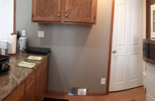 Calgary Cama Y Desayuno | Bright, Welcoming Mountain Escape! Cerca del centro