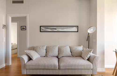 Prosperidad Apartamento | Bright with views - 2Bd 1Bth- Av América