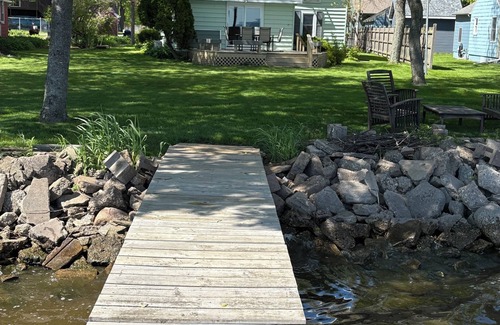 Fox Crossing Cabaña | Brighton Beach Cottage with sandy shores on Lake Winnebago!