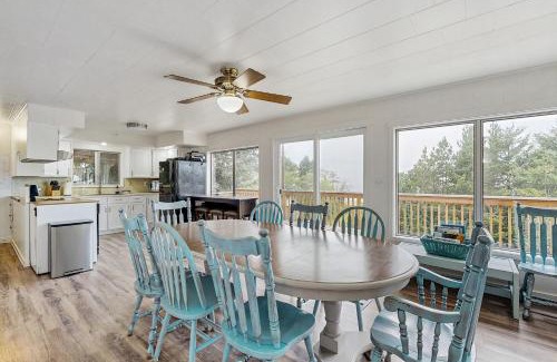 Rockaway Beach Casa | Brighton Blue