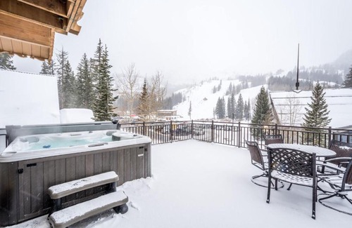 Salt Lake Mountain Resorts Chalet De Esquí | Brighton Chalet Utah Entire 9 Bedroom House