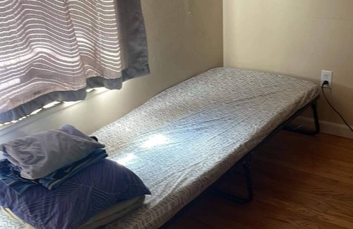 Brighton Casa | Brighton Guesthouse (Walk to Metro)