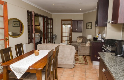 Summerstrand Casa | Brighton Lodge