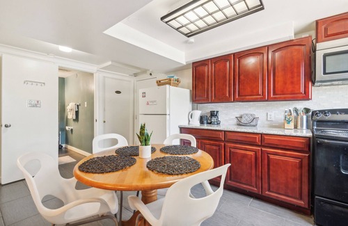 Brighton Casa | Brighton Retreat - Walk to Metro