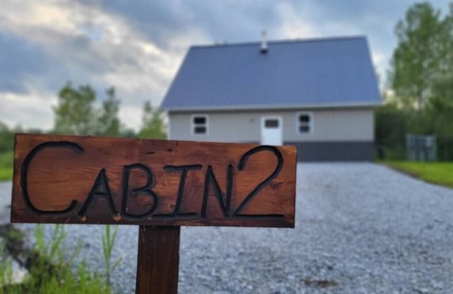 Rensselaer Cabina | Brightstone Lake Cabin 2