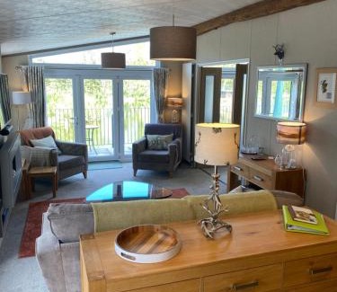 Dunning Casa | Brightwater Lodge