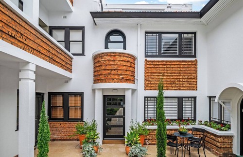 Middle Park Apartamento | Brilliant 2BRM, Fully Renovated Art Deco Classic