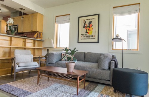 Chattanooga Casa | Brilliant Southside Home on 2 Acre Park + Pet Friendly