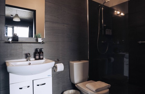 Hliðar Hotel | Brim hotel