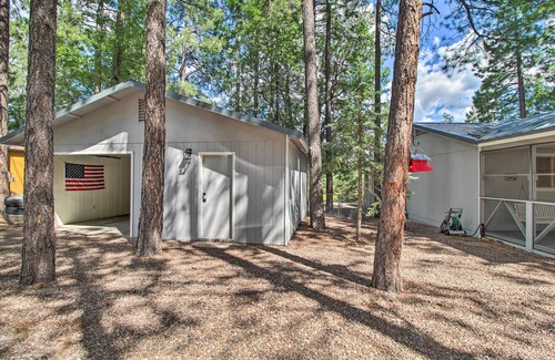 Pinetop Cabaña | Bring a Pet: Pinetop Cabin w/ Game Room!