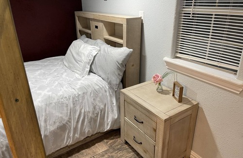 Brazoria Cabina | Bring the family and relax in one our cabins close tothe river!