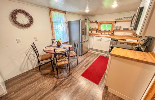 Jefferson Cabaña | Bring the Pup to Mountain Jewel! Pet-Friendly, Perfect for Sept Adventures