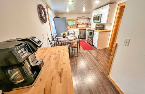 Jefferson Cabaña | Bring the Pup to Mountain Jewel! Pet-Friendly, Perfect for Sept Adventures